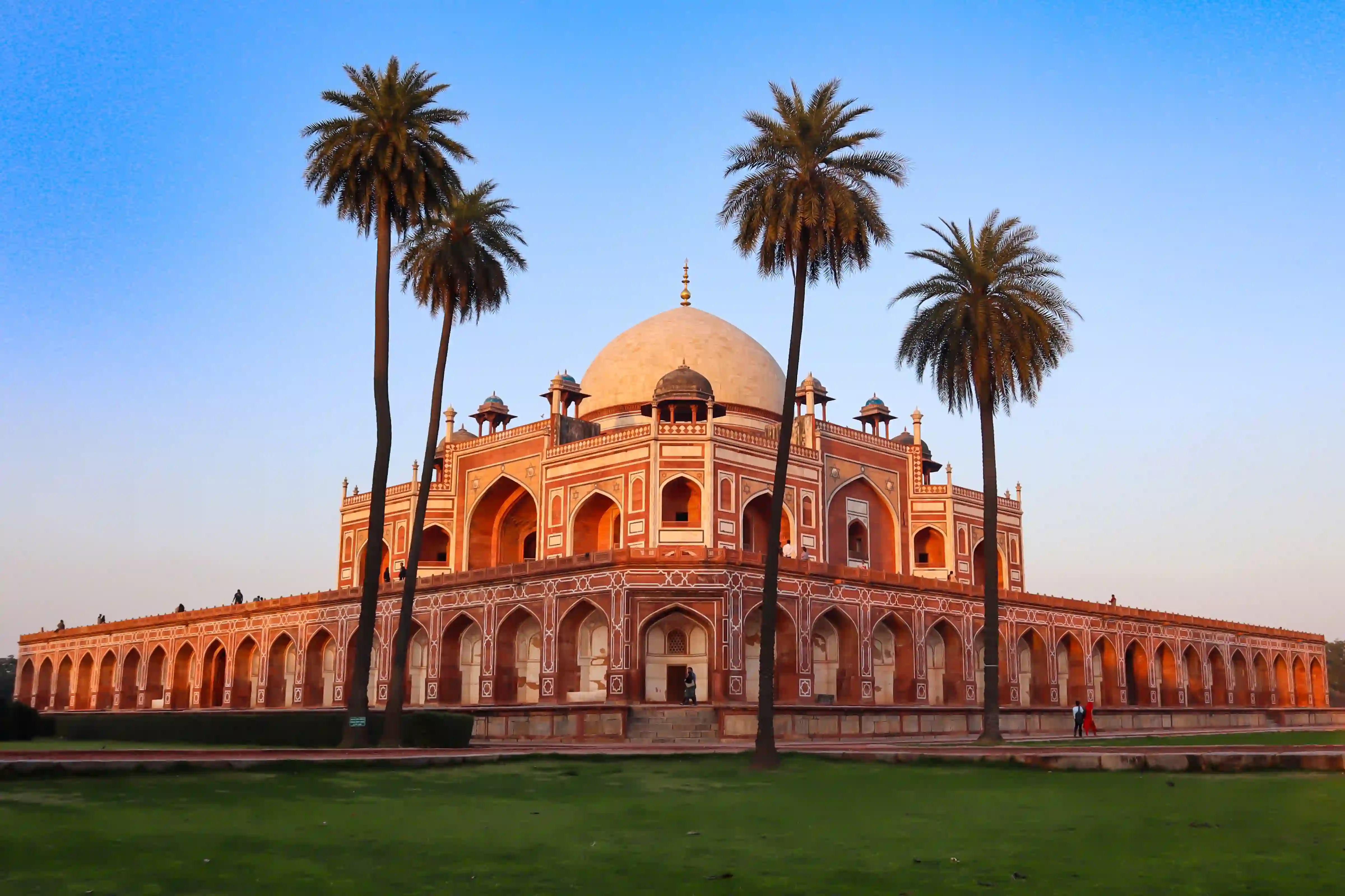 Delhi Agra Jaipur Kerala Tour – 12 Days